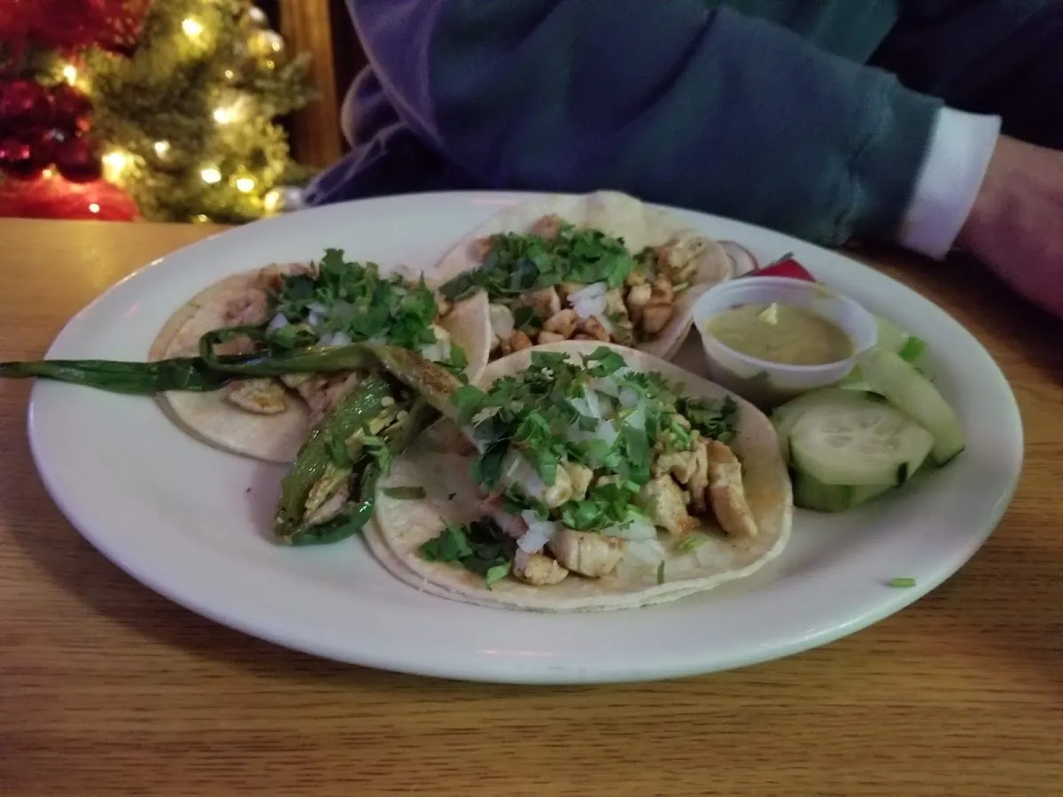 Don Julio’s Bar and Grill photo 4