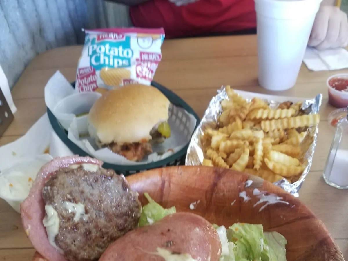 Donnie Russell's Pic III photo 4