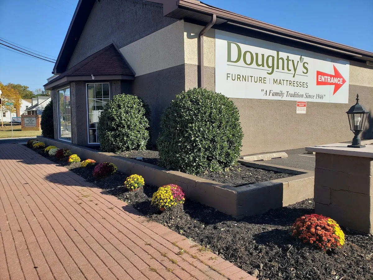 Doughty's Furniture & Mattress