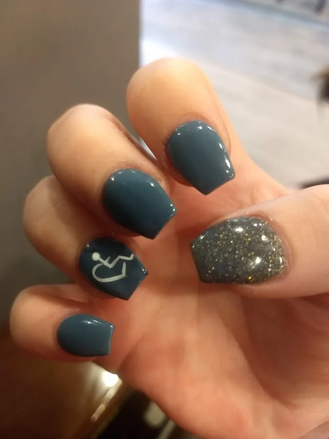 DOWN TOWN NAILS AND SPA