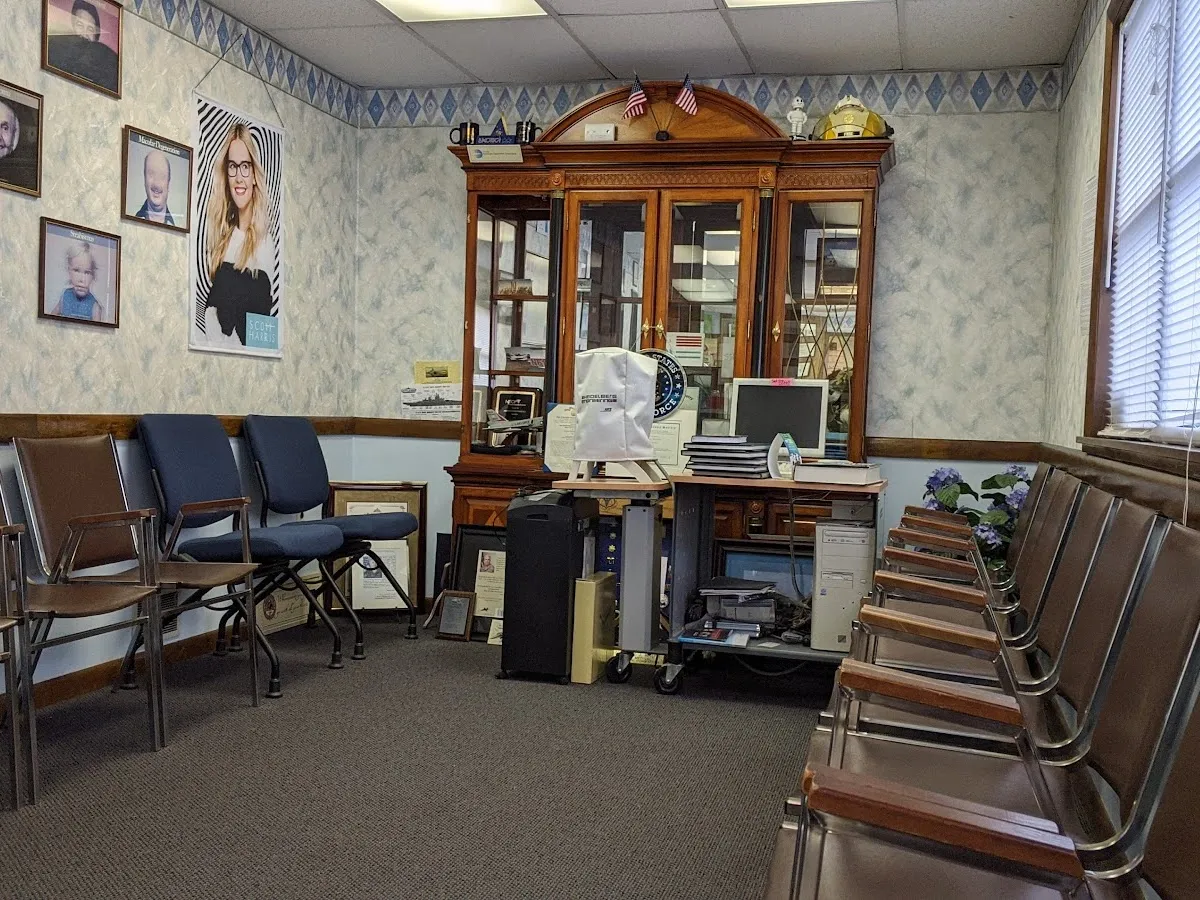 Dr. David J. Mellish, OD