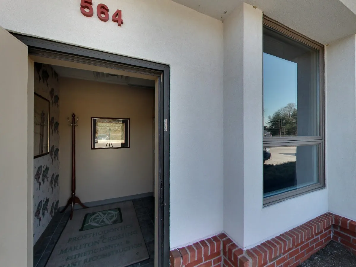 Dr. Jonathan Orenstein H DDS photo 3