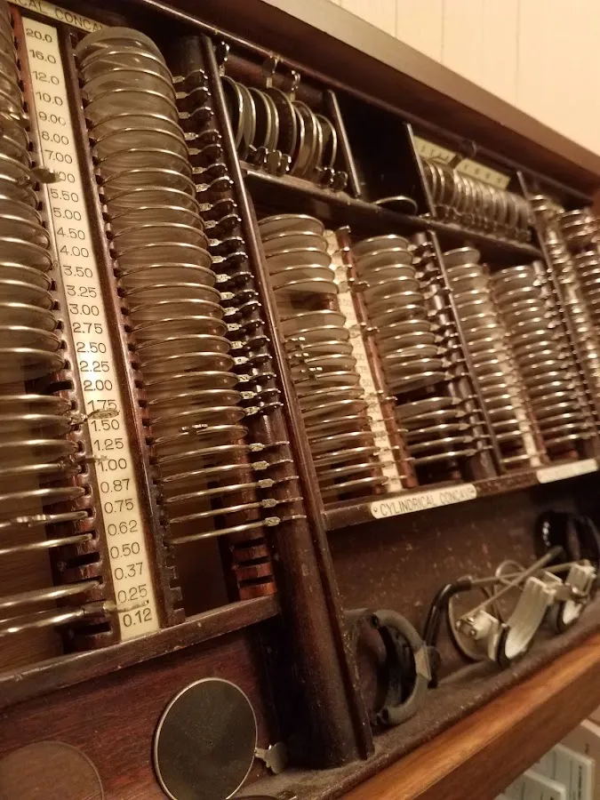 Dr. Lawrence S. Turtel, MD