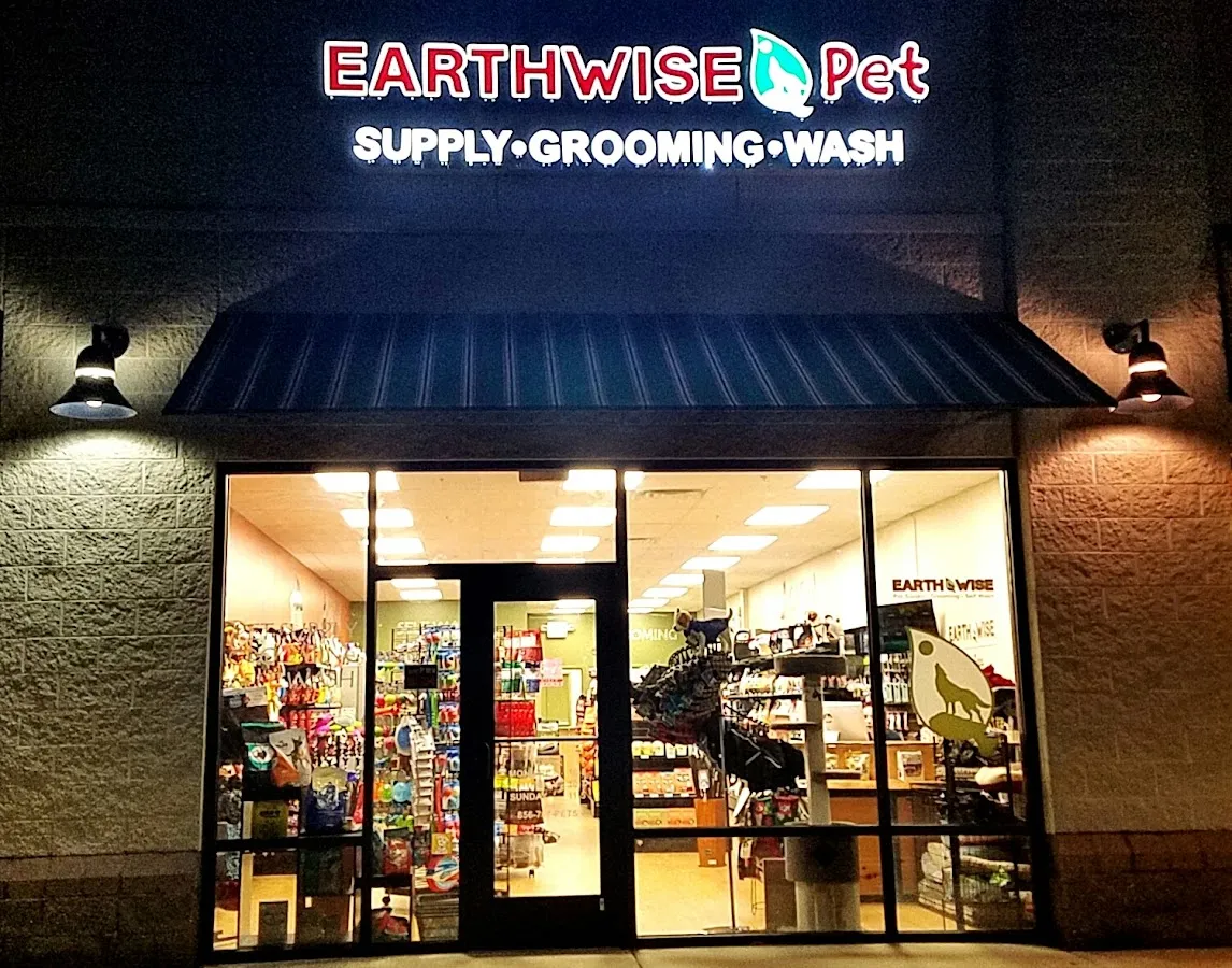 EarthWise Pet Supply & Grooming Voorhees photo 3