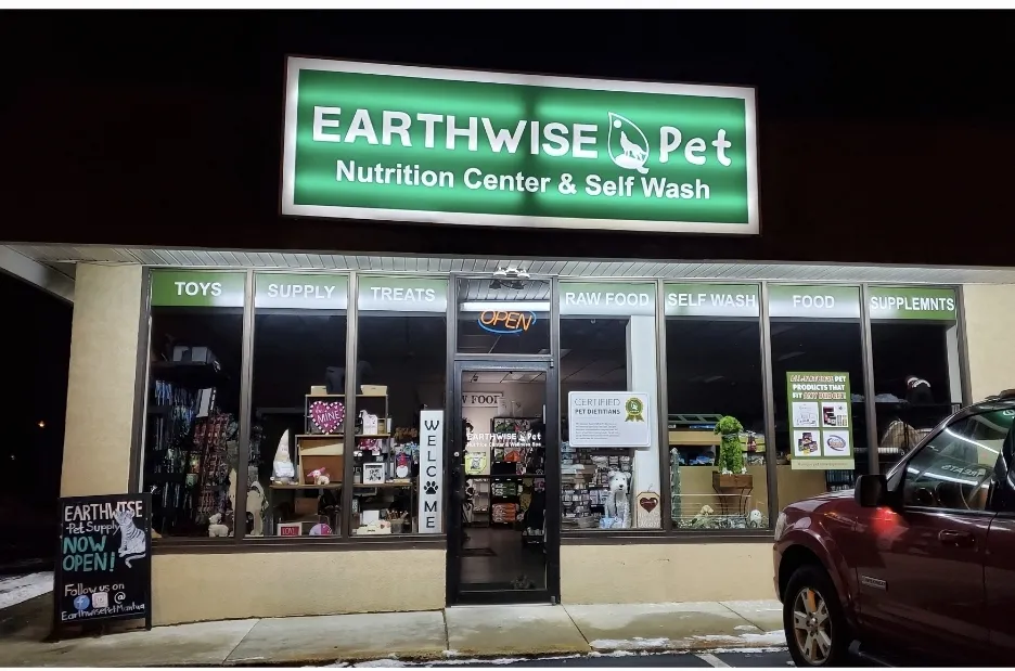 EarthWise Pet Supply Mantua photo 2