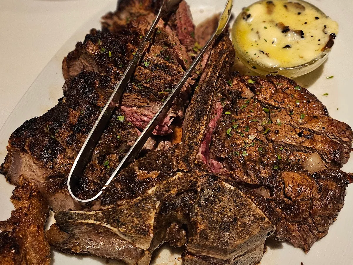 Eddie V's Prime Seafood photo 2