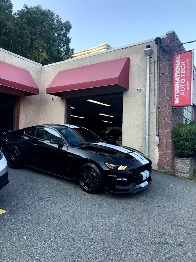 Edgewater International Auto Body photo 2