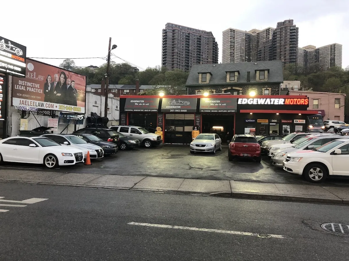 Edgewater Motors photo 4