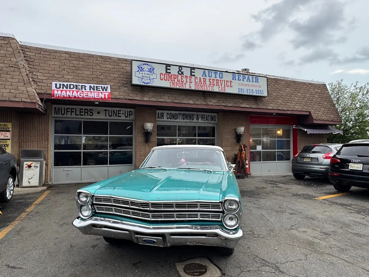 E&E Auto Repair Service photo 4