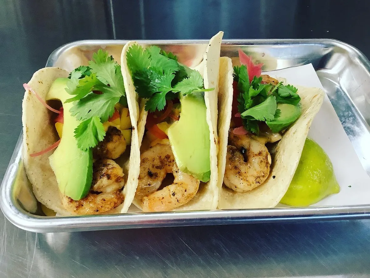 EL GUAJILLO #3 MEXICAN RESTAURANT photo 4