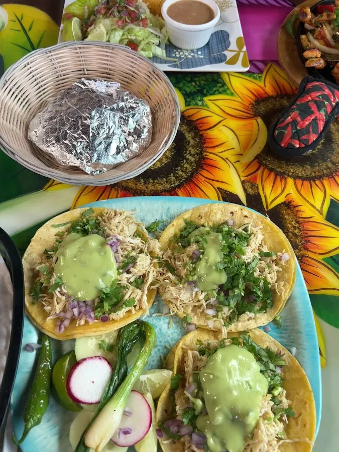 EL MEXICANO RESTAURANT Y TAQUERIA photo 5