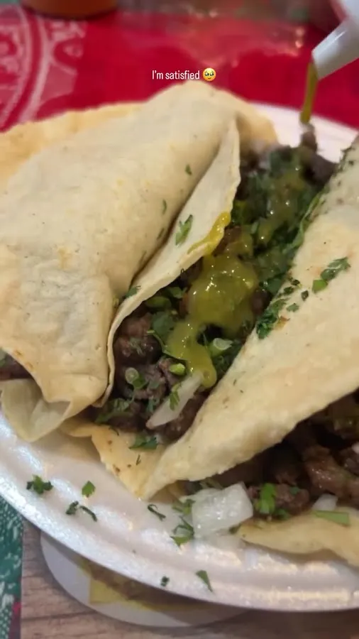 El Porton restaurante photo 2