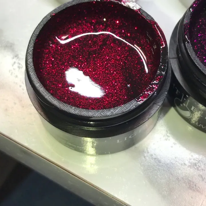 Eleven Nails photo 3