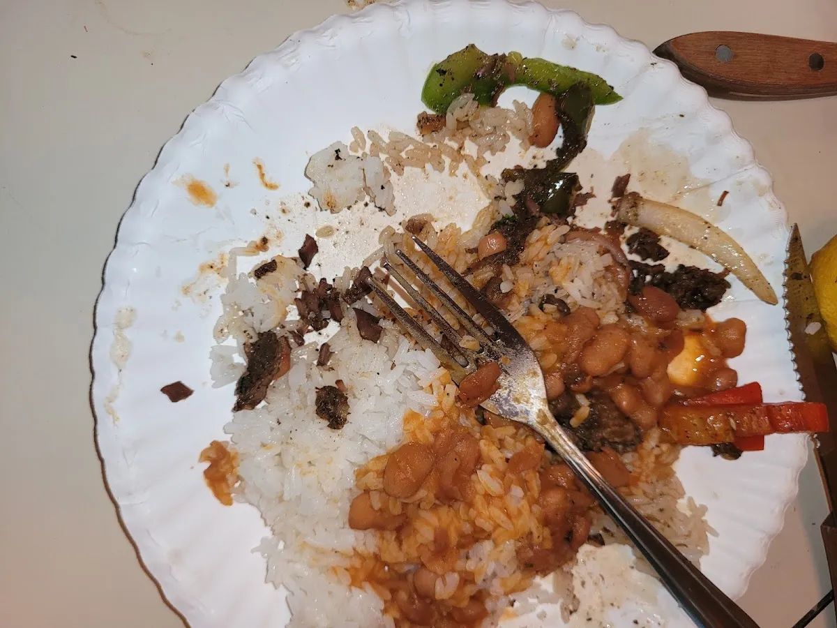 Elsa La Reina Del Chicharron photo 2