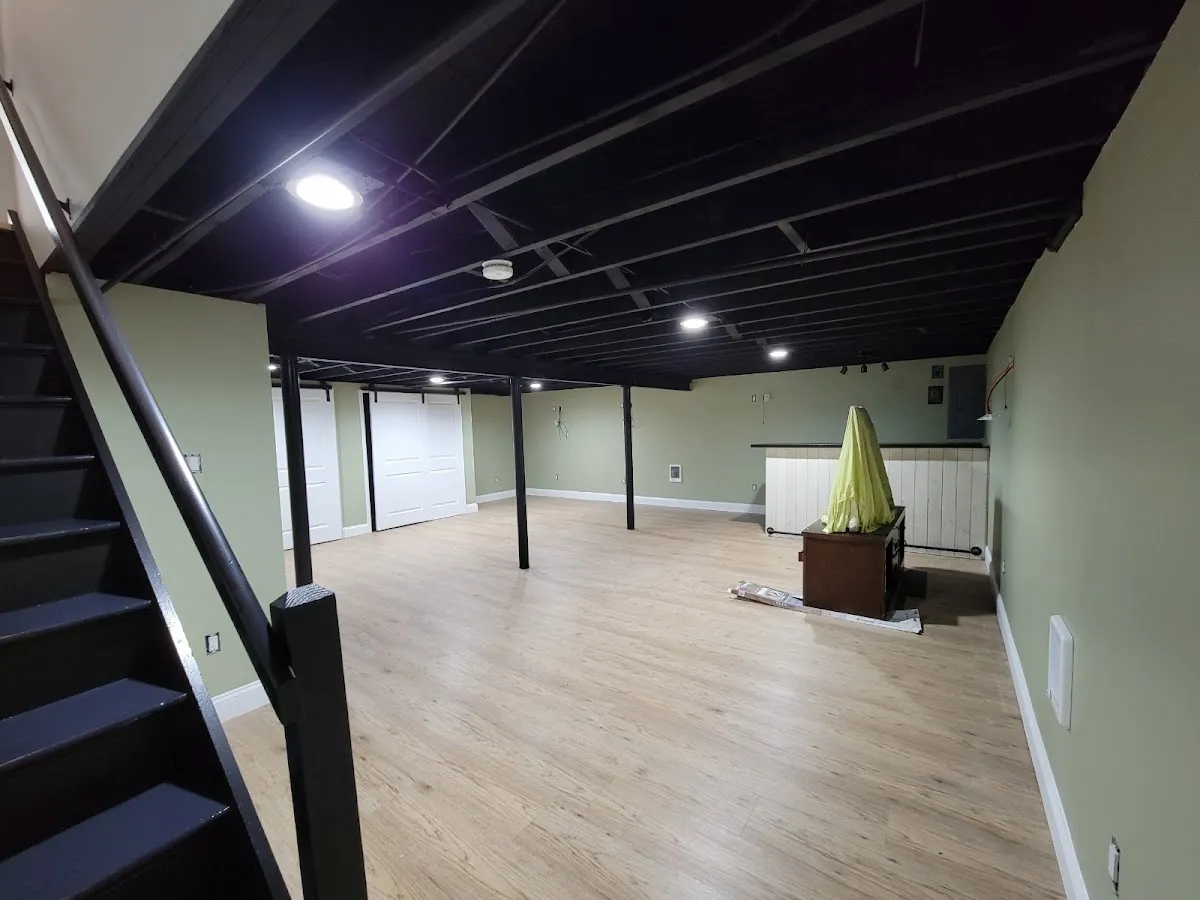 E&M Pro Painting photo 2