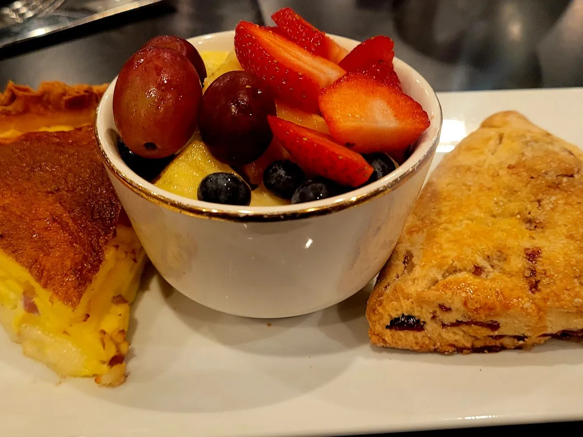 Emily’s Ocean Room Restaurant photo 2