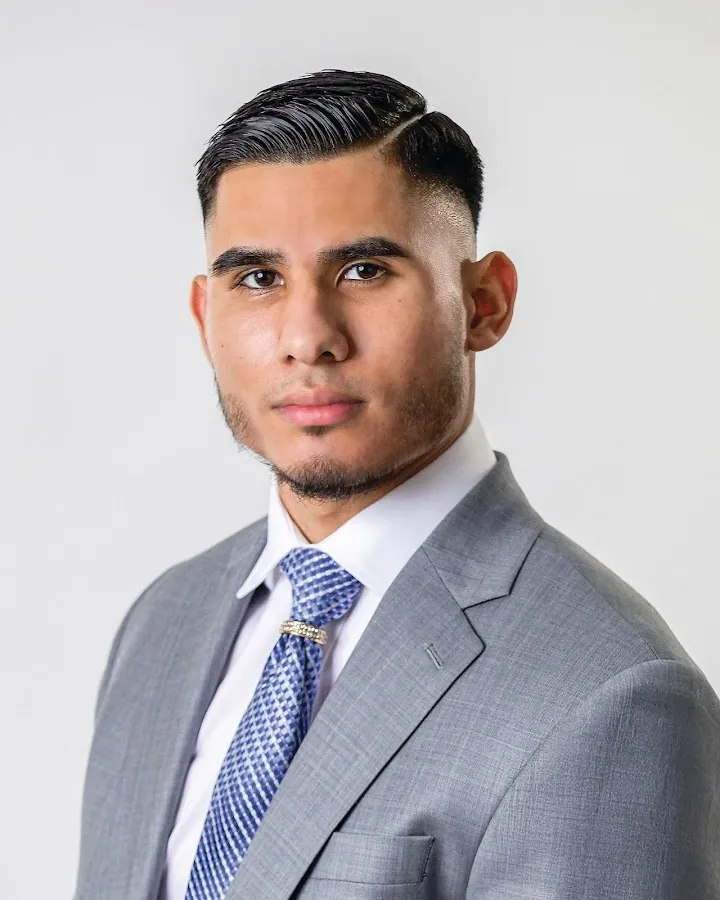 Eric Josue Yax - Arya, Realtorsยฎ