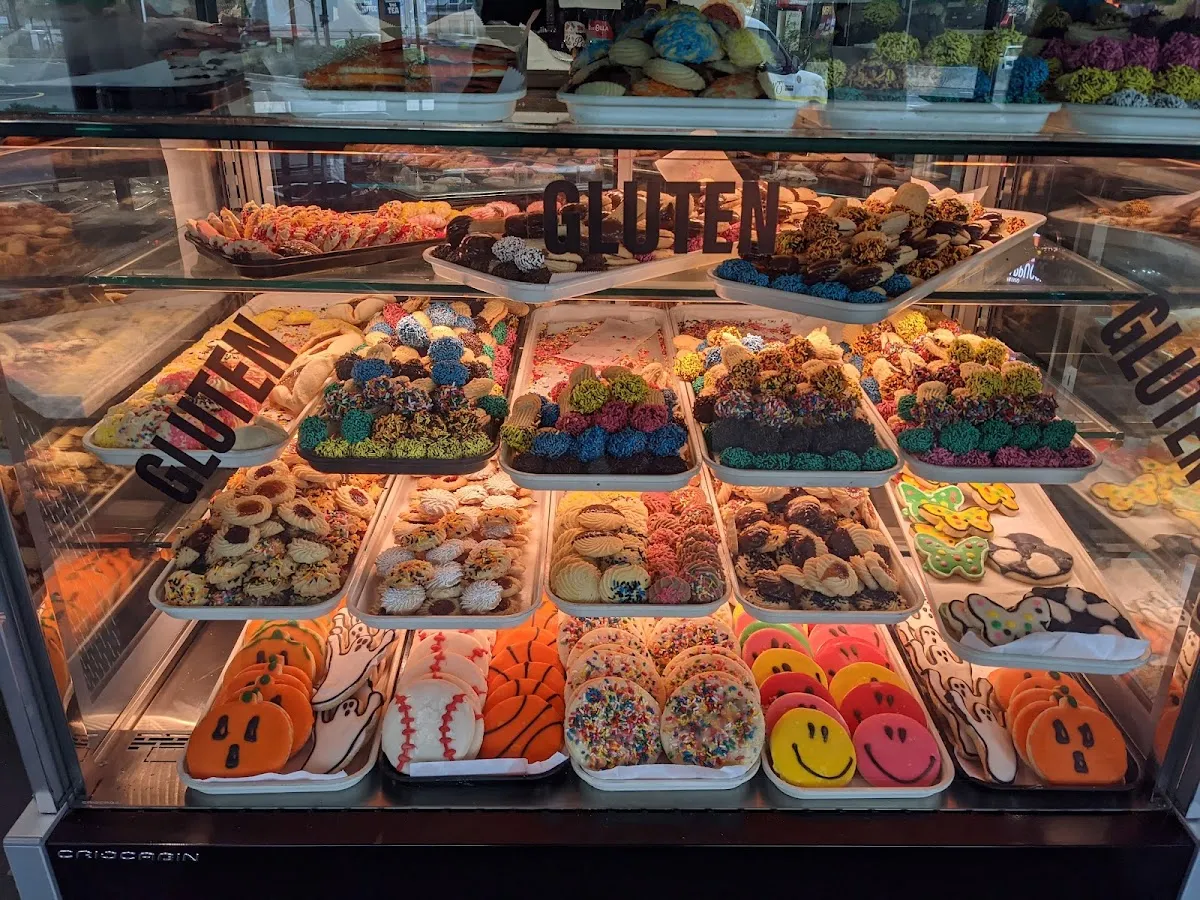 Everything Bagel photo 3