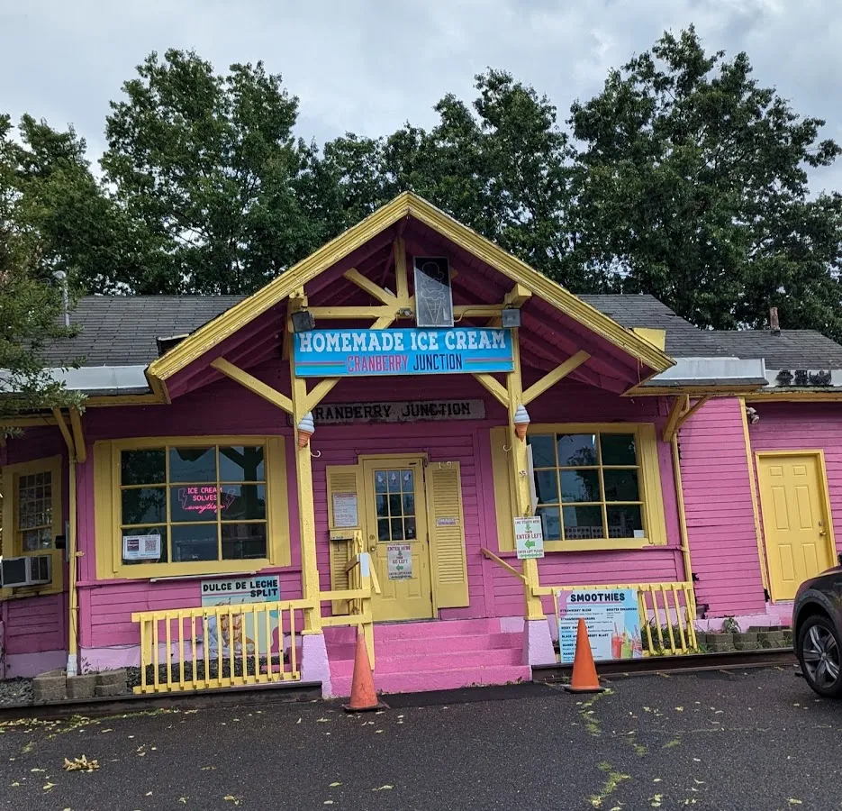 Fairmount Park photo 2