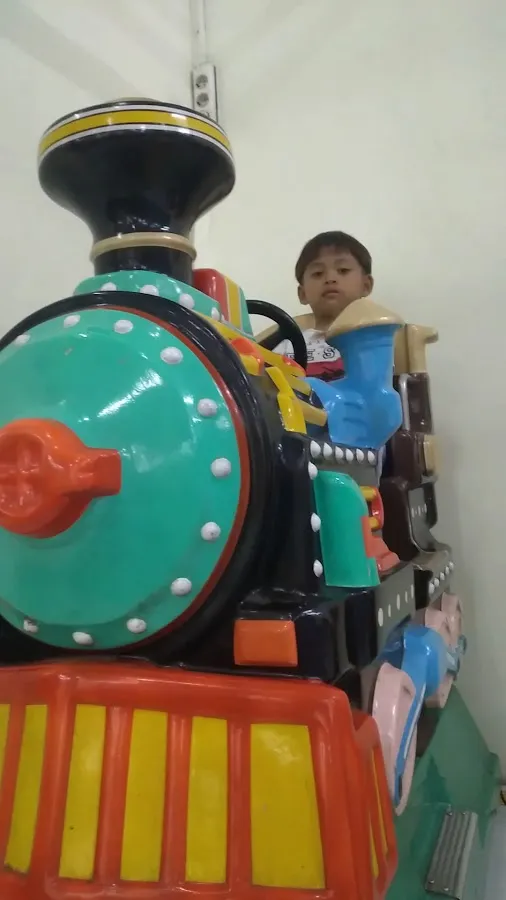 Fb Door Delaware LLC (749331)