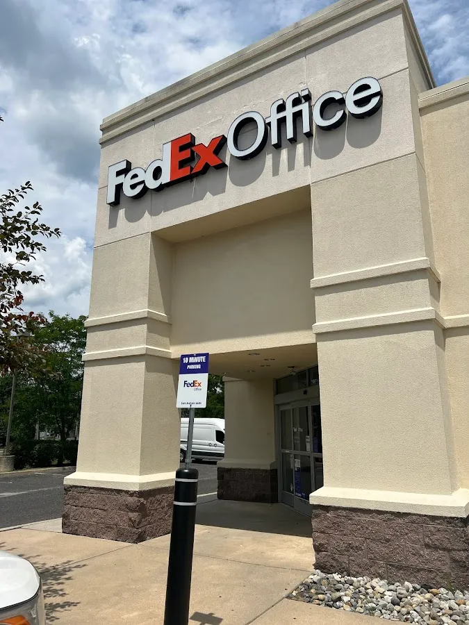 FedEx Office Print & Ship Center photo 2