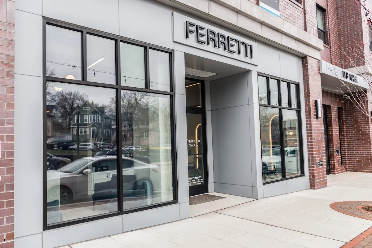 Ferretti Salon