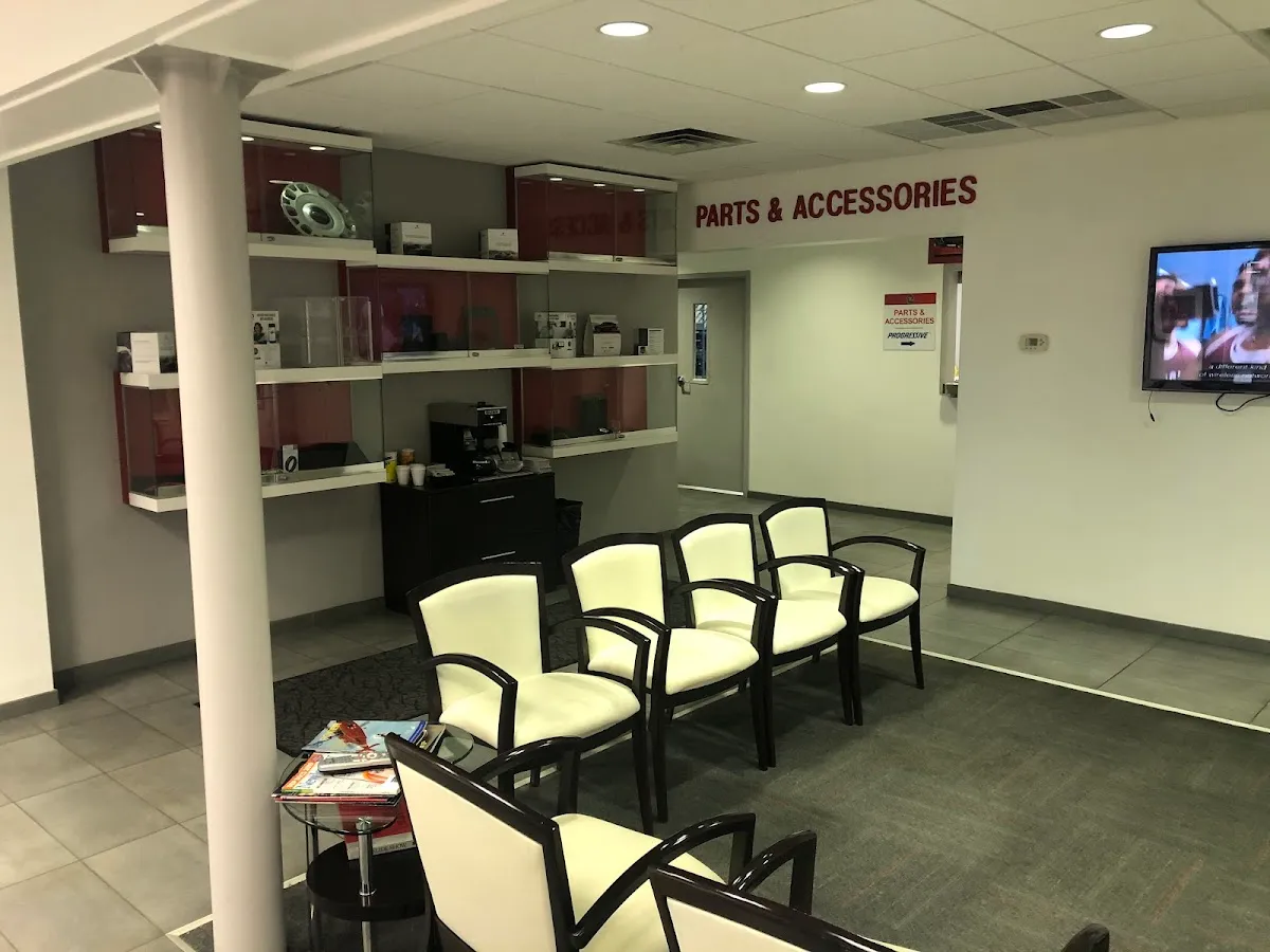 First Choice Collision Center photo 5