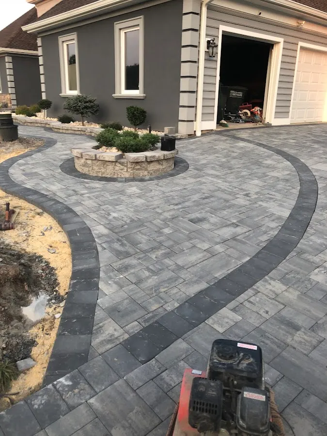 Flavio Landscaping photo 2