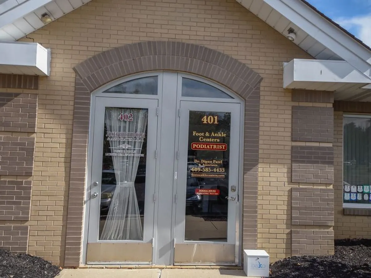 Foot & Ankle Group photo 4