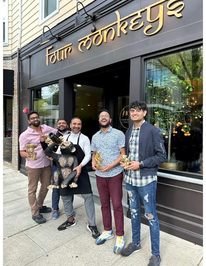 Four Monkeys Indian Bistro photo 2