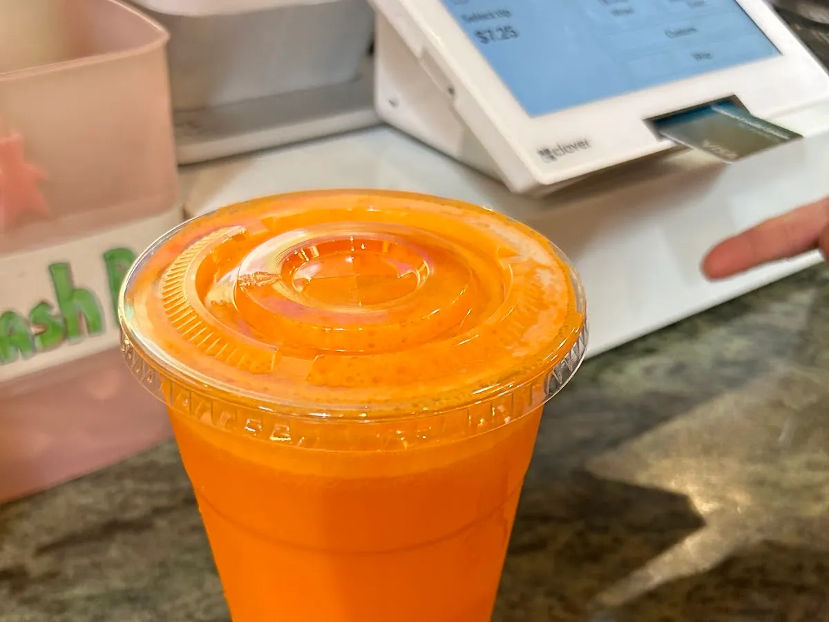 Four Seasons Juice Bar photo 4