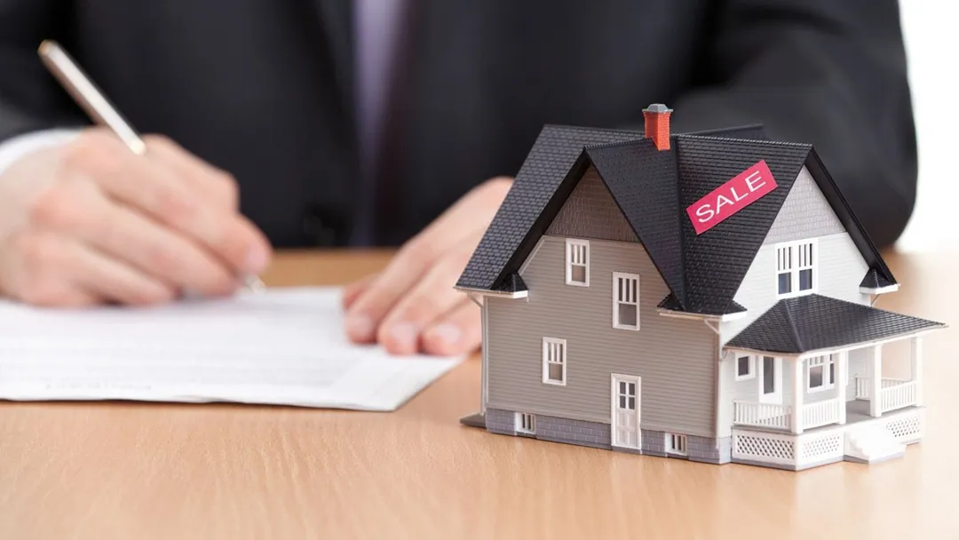 Frank J. Peters, Esq. photo 2