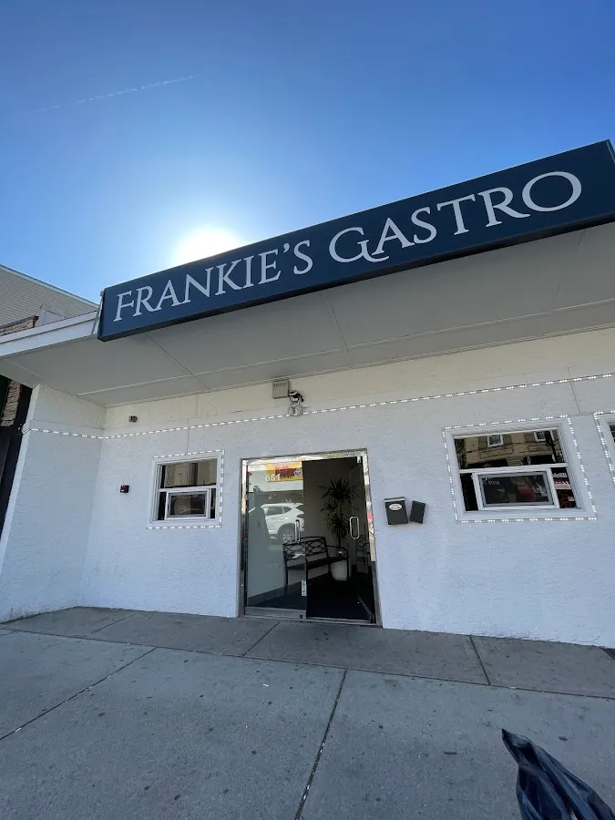 Frankies Gastro photo 2