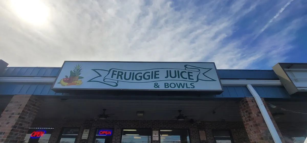Fruiggie Juice and Bowls photo 2