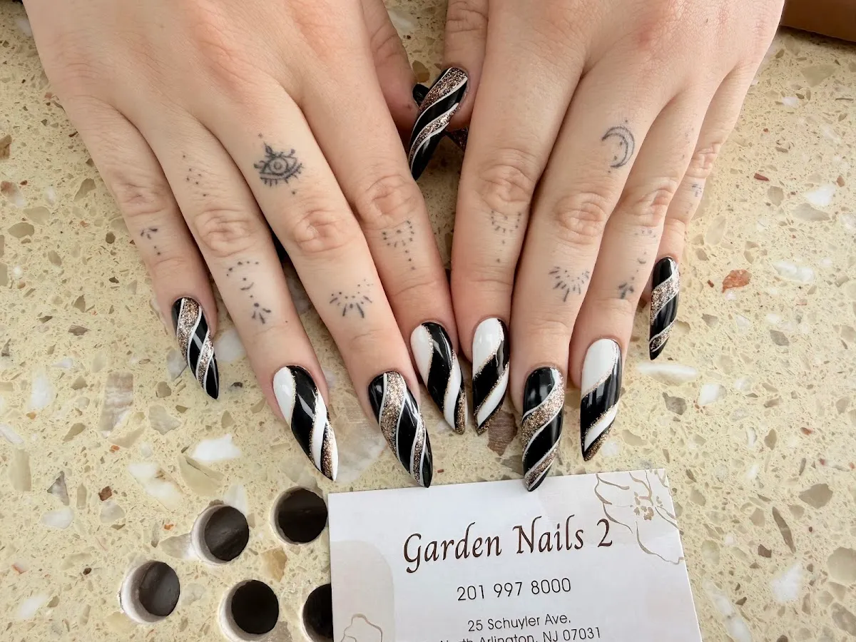 Garden nails 2 photo 2