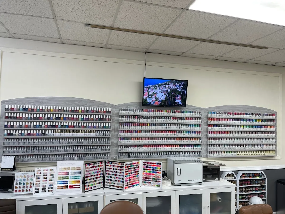 Garden nails 2 photo 4