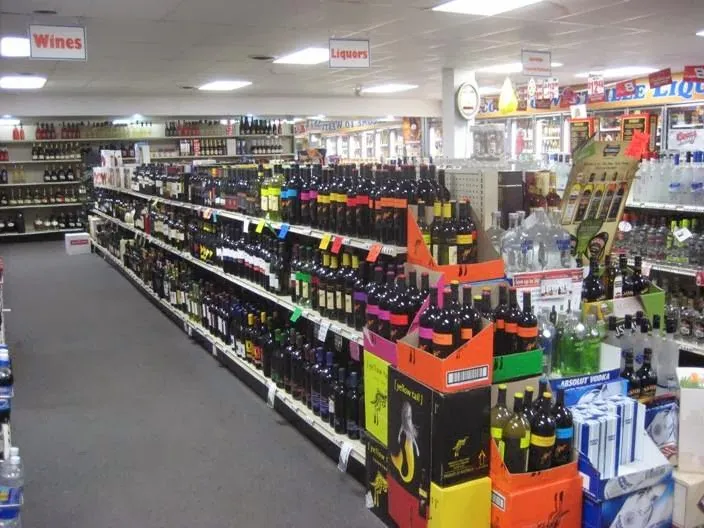 Gateway Liquors photo 3