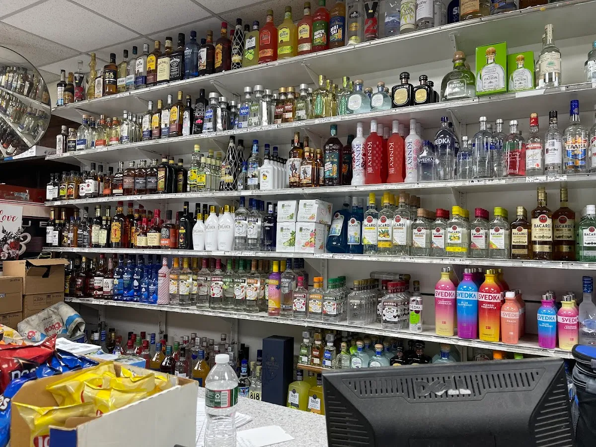 Gem Liquor Store photo 2