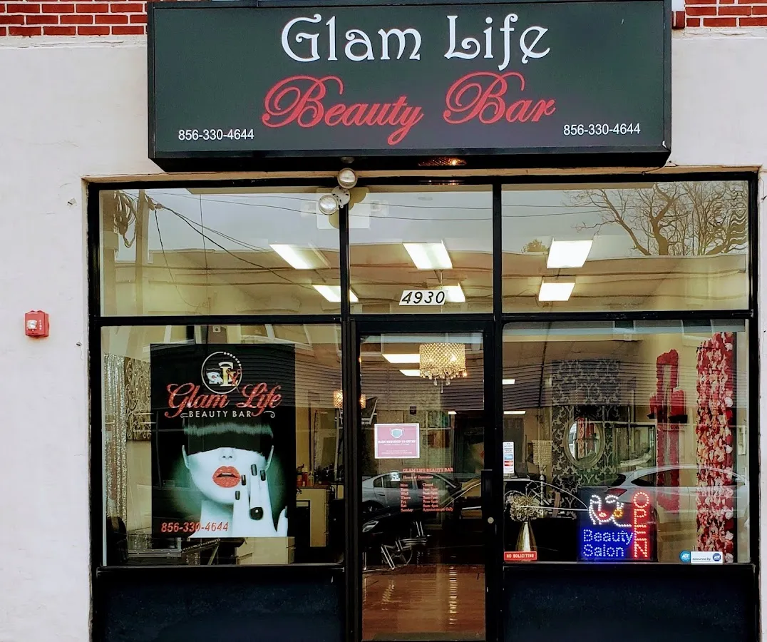 GLAM LIFE BEAUTY BAR photo 2