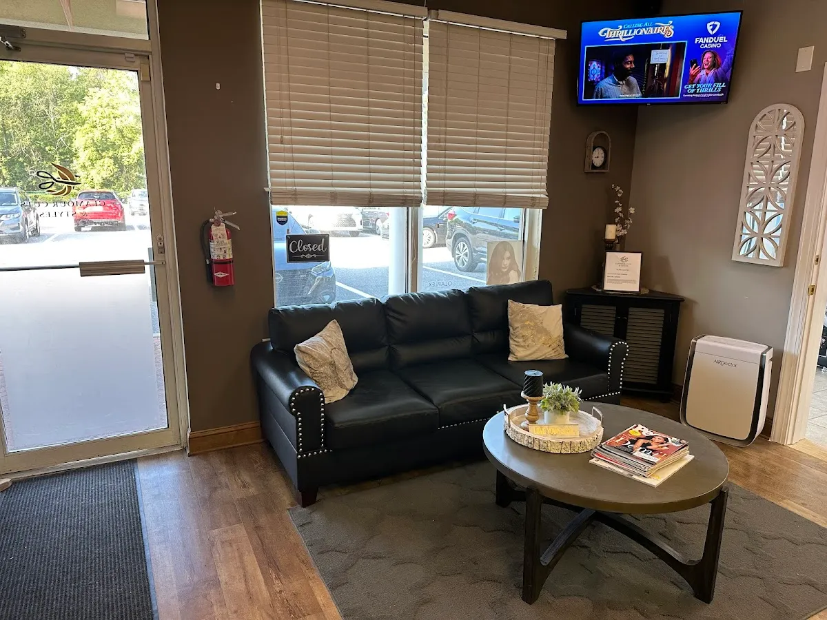 Glamour Cuts & Styles LLC photo 3