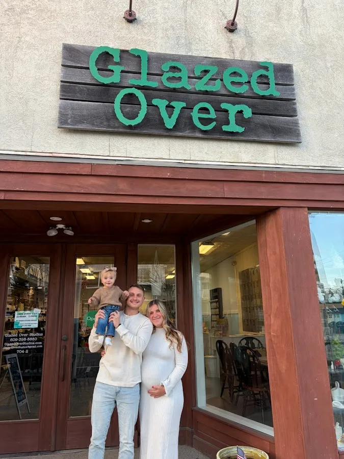 Glazed Over Studio - Walk in Art Studio photo 2