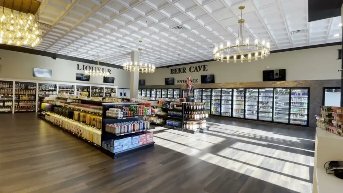 GOLD COAST BEER & WINE & LIQUOR photo 4