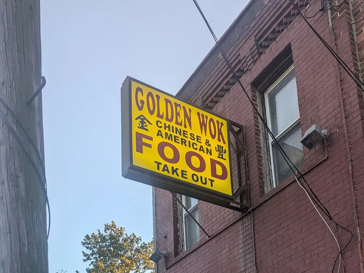 Golden Wok Chinese Restaurant