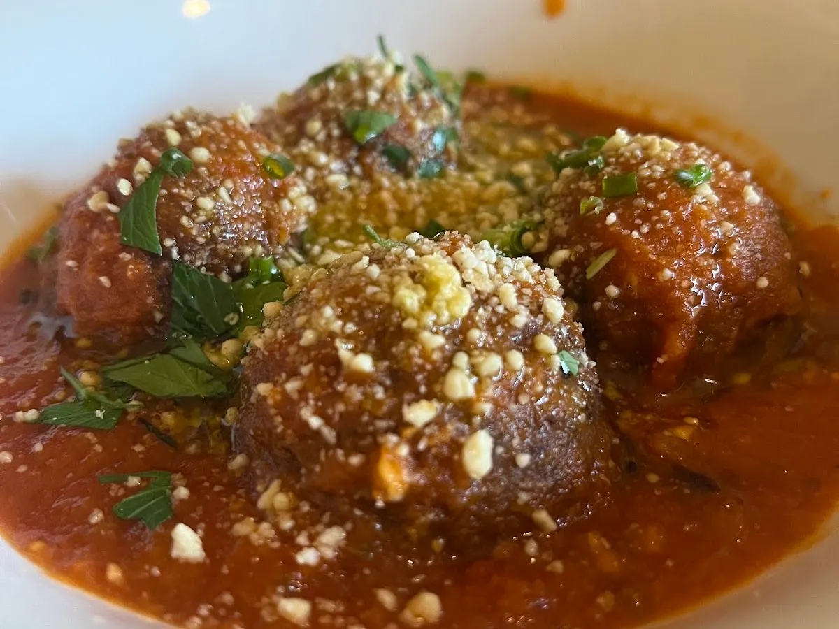 Good Earth Organic Eatery photo 3