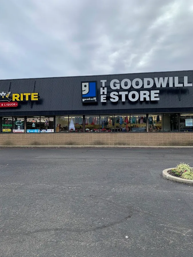 Goodwill Store & Donation Center photo 2