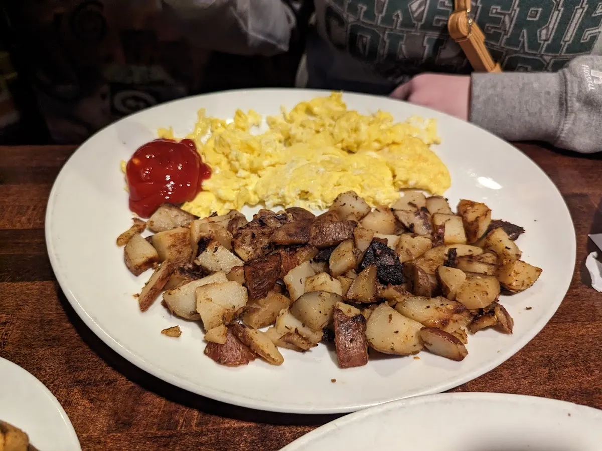 Gotham City Diner photo 3