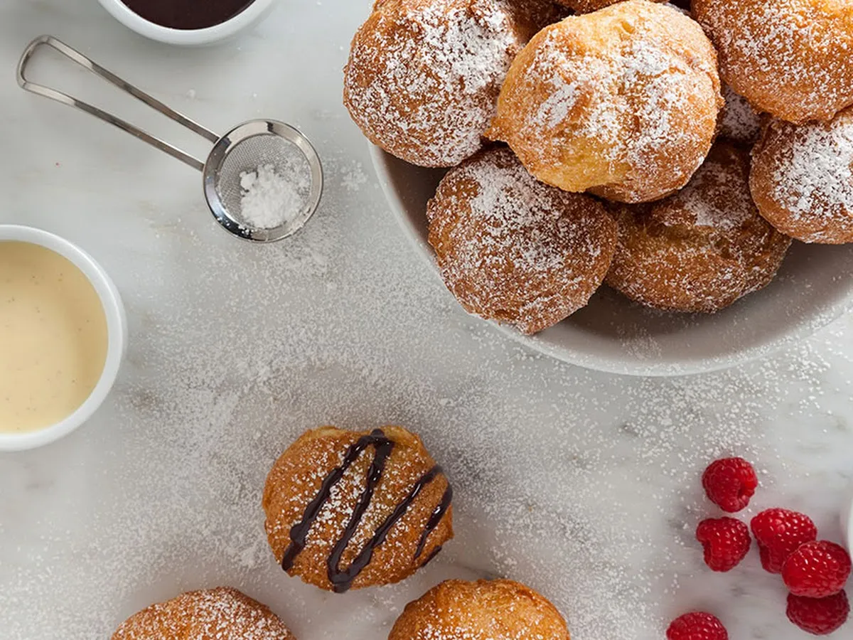 Grand Lux Cafe photo 3