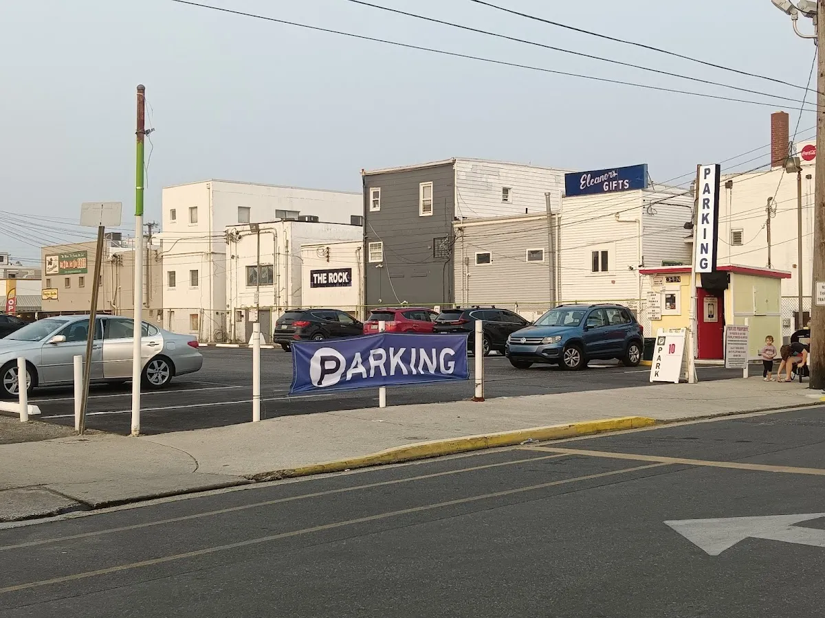 Greezballs Parking Lot