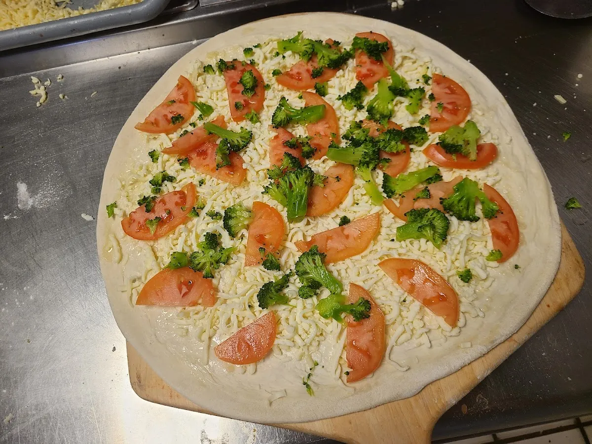 Guinto's Pizzeria photo 4