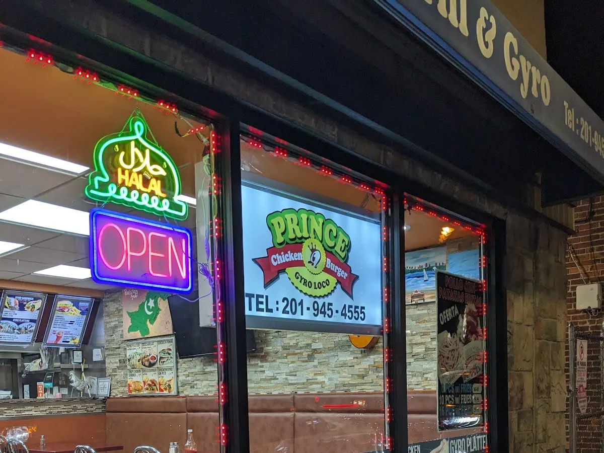 Gyro Loco & Prince Chicken